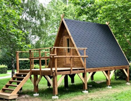 Cabane Tipi 4 pers sur pilotis kit