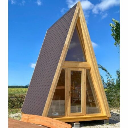 cabane tipi isolée